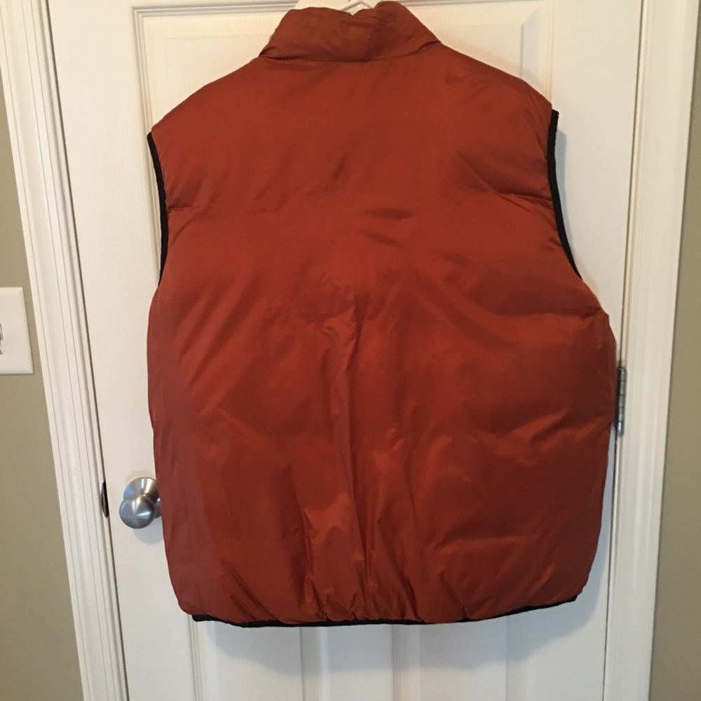 Reversible Gap Vest Excellent Condition - image 5